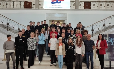 Młodzież z Pomorza i Kujaw gościła w parlamencie